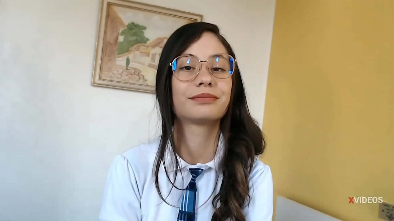 Hermosa colegiala tiene sexo anal amateur en su dormitorio ⋆